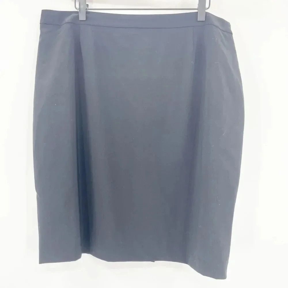 Hugo Boss Black Pencil Skirt Women's Size 14 Plain Back Zip